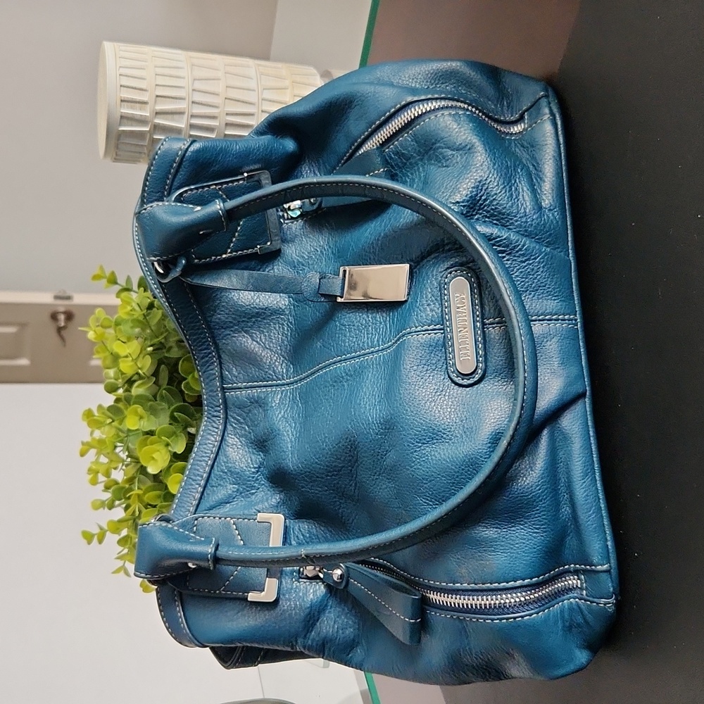 Ellen Tracy Teal Leather Handbag